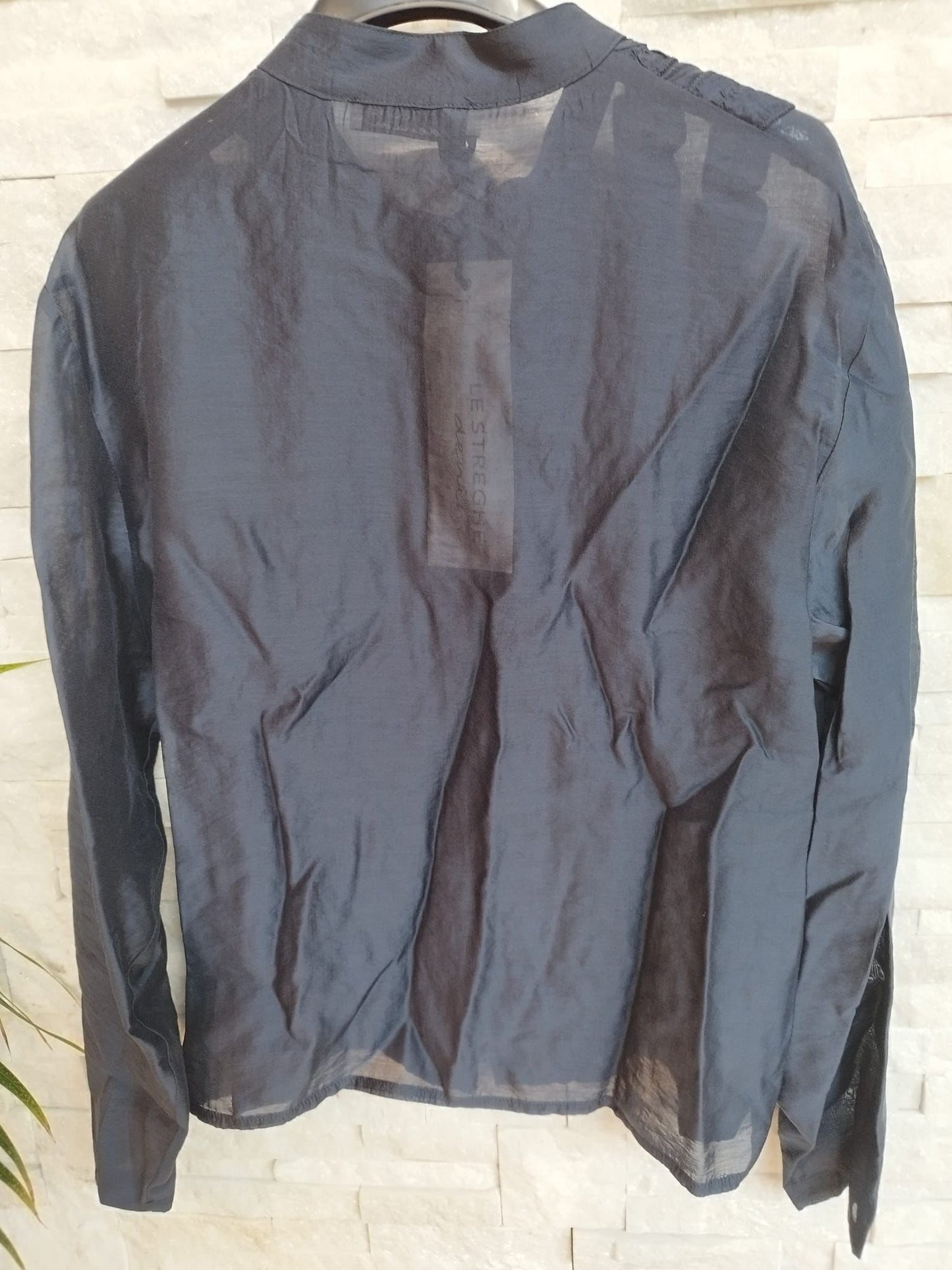 Camicia con ruote sul davanti