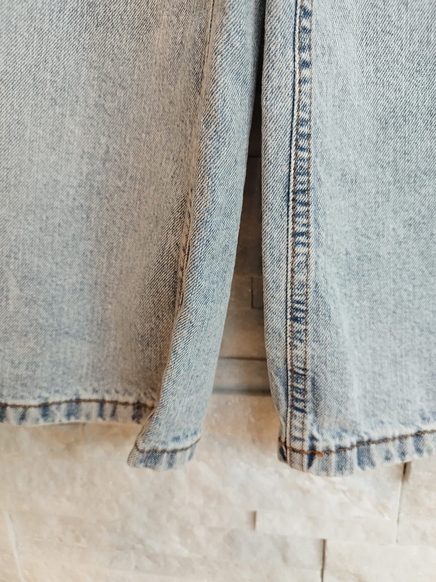 Jeans bermuda azzurro