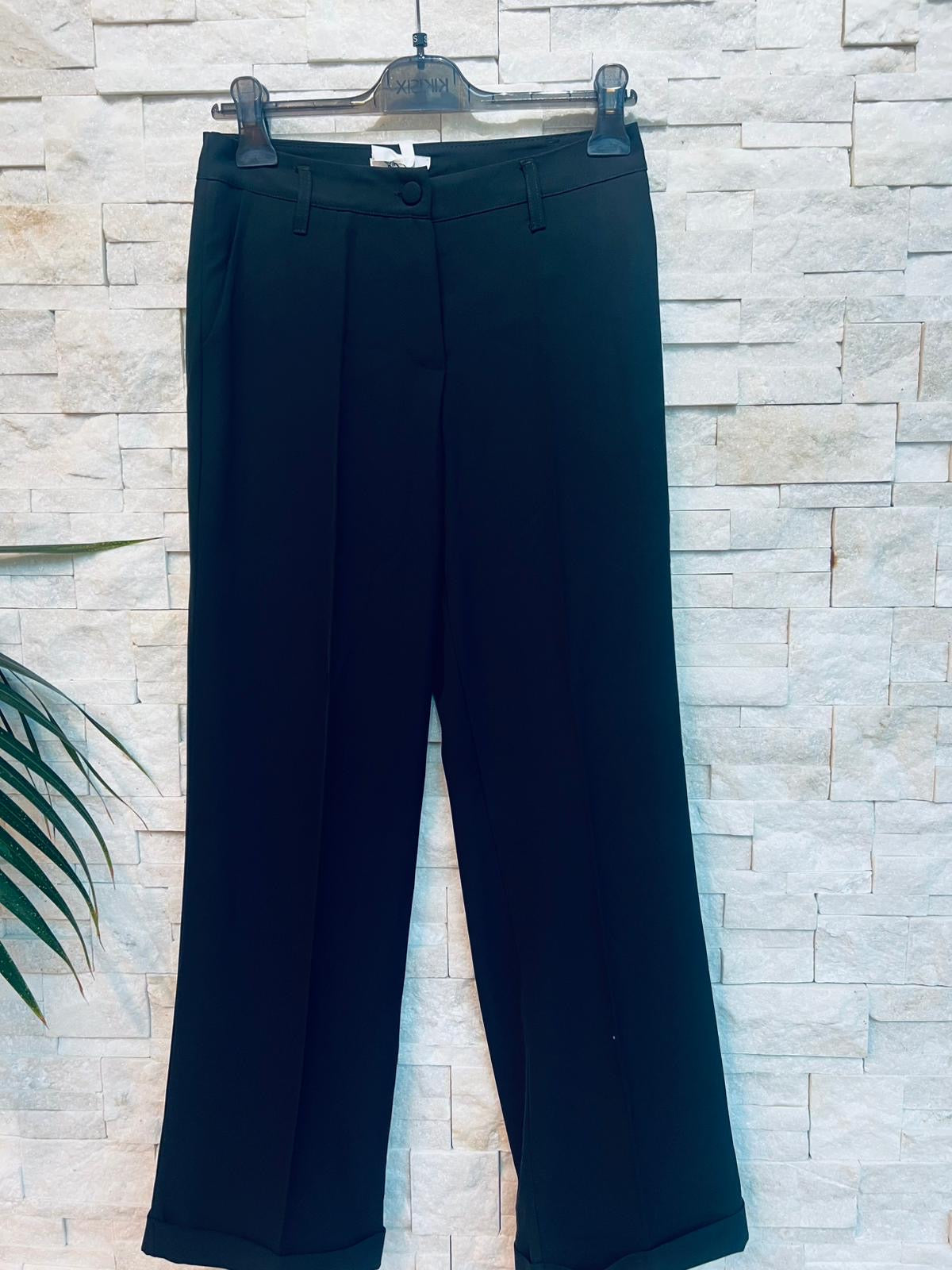 Pantalone dritto in cadì con risvolto