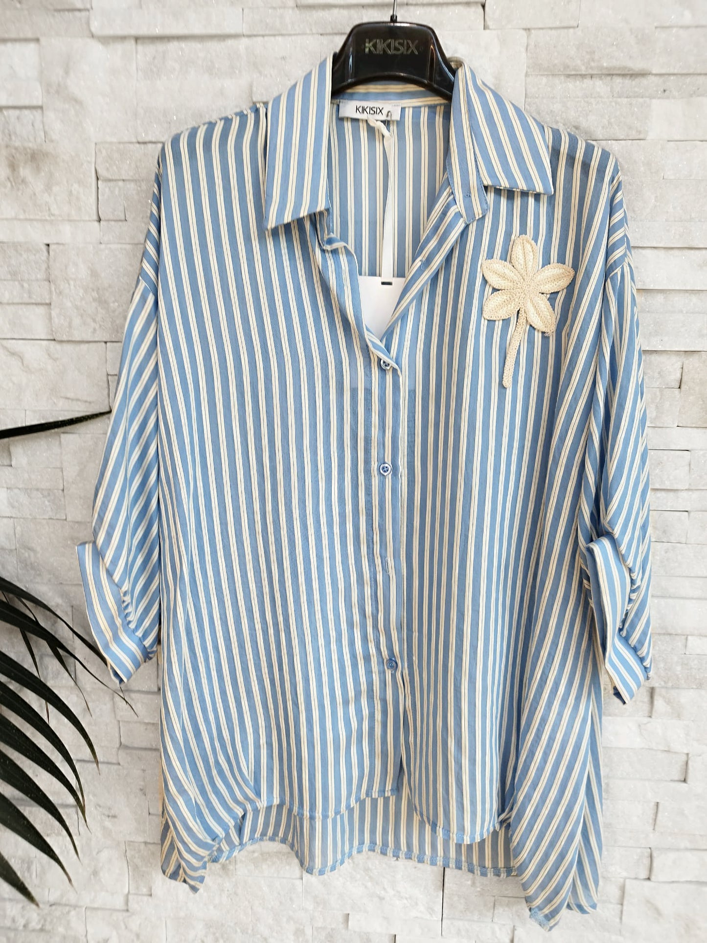 Camicia Over in Tencel a righe celeste