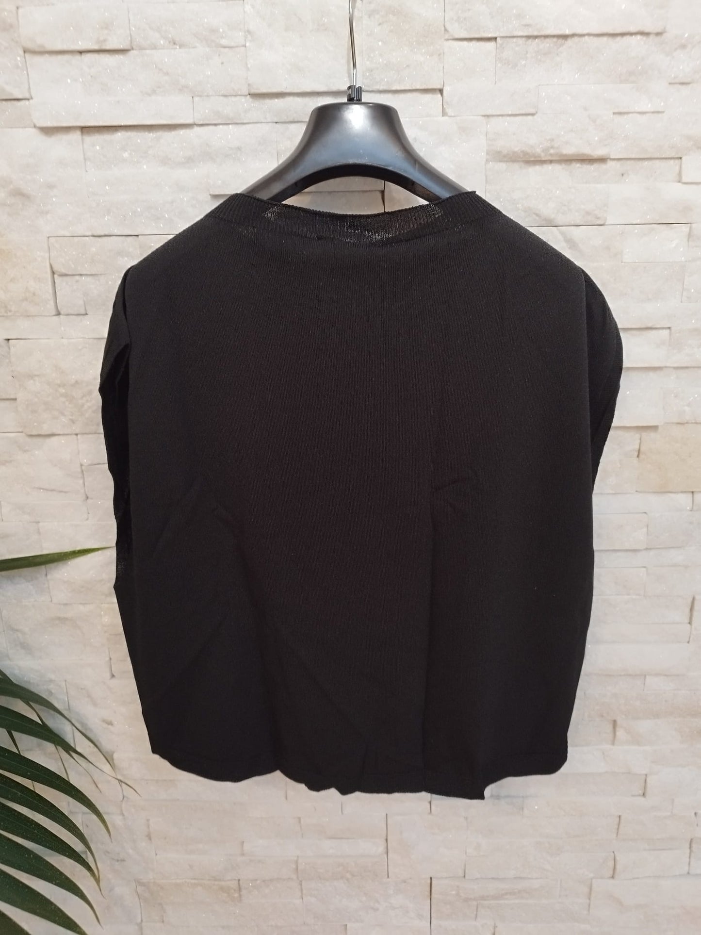 T-shirt cotone smanicata colore nero
