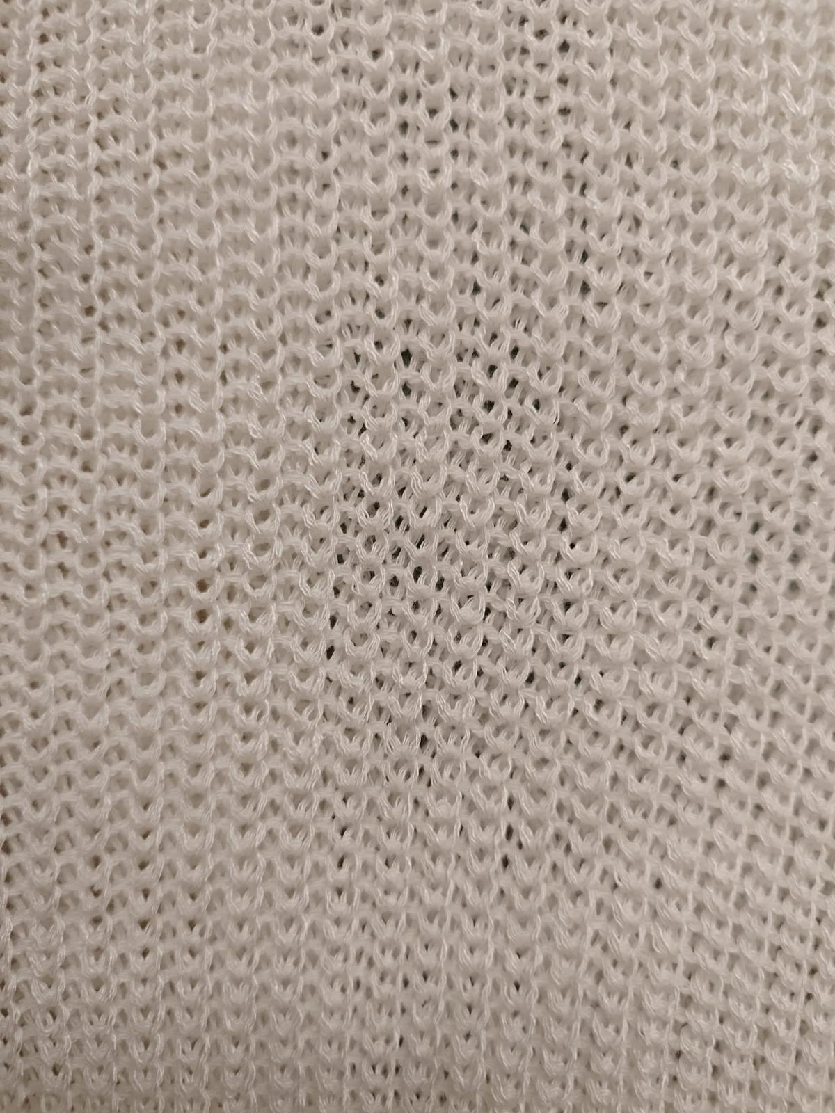 Maglia girocollo colore bianco