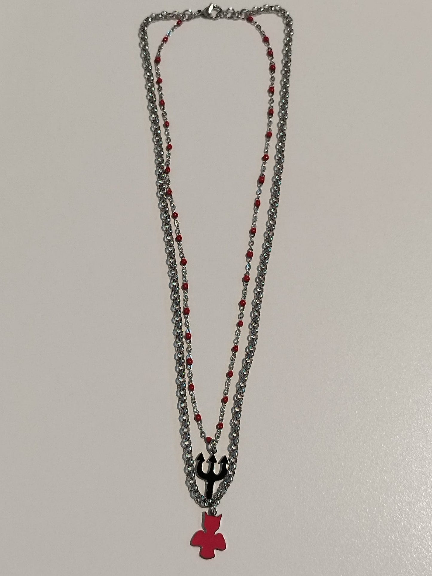 Collana doppio filo “diavoletto-angioletto”