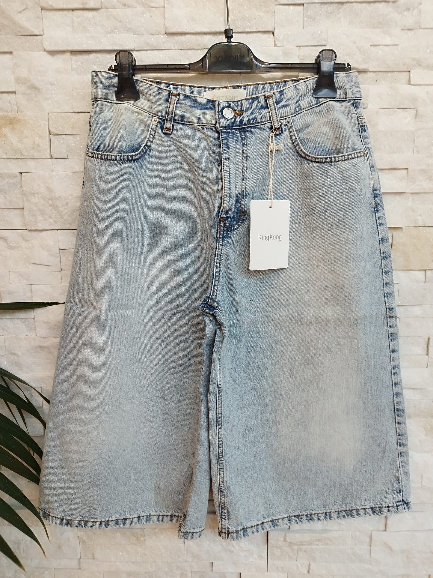 Jeans bermuda azzurro