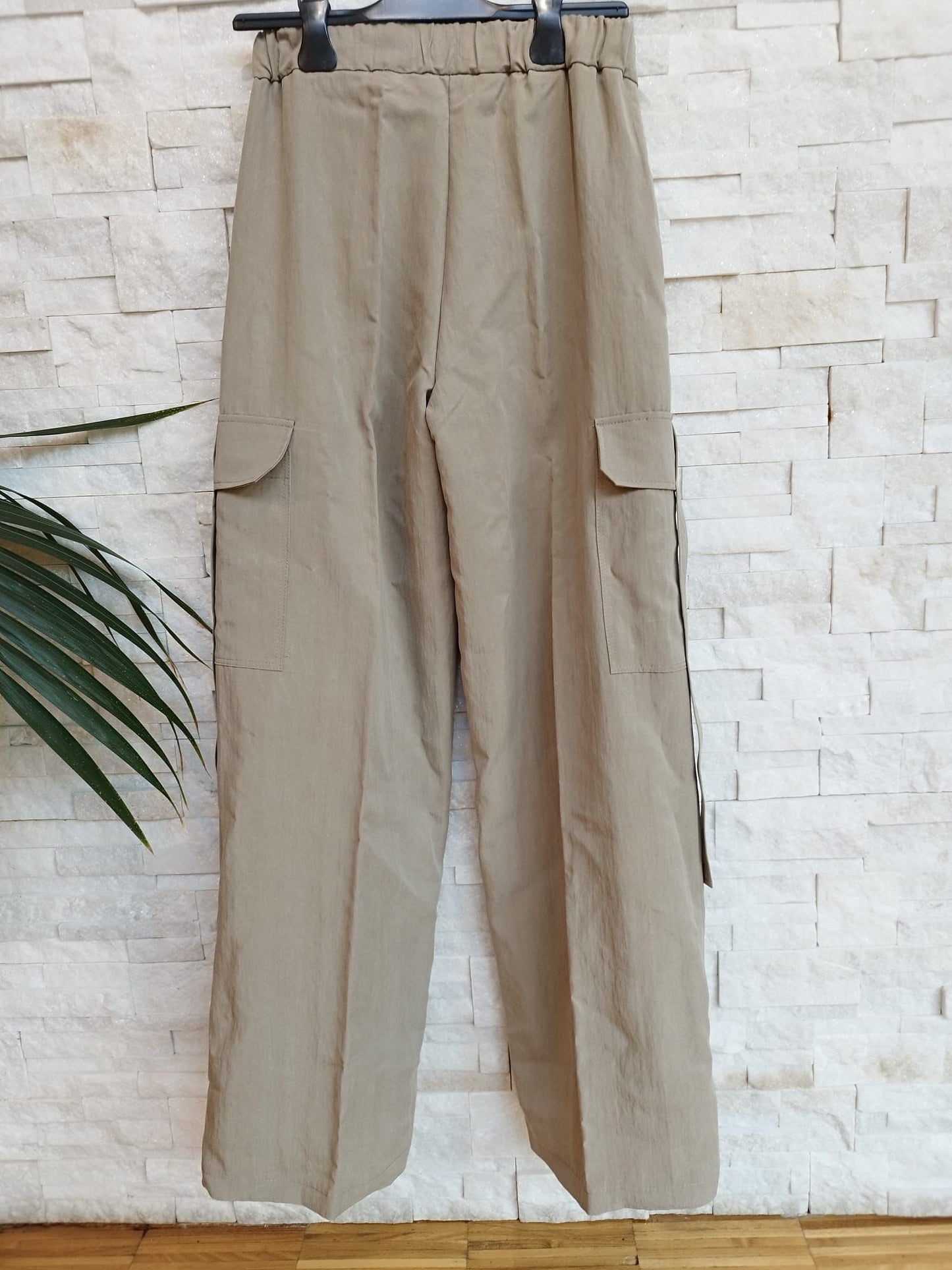 Pantalone cargo