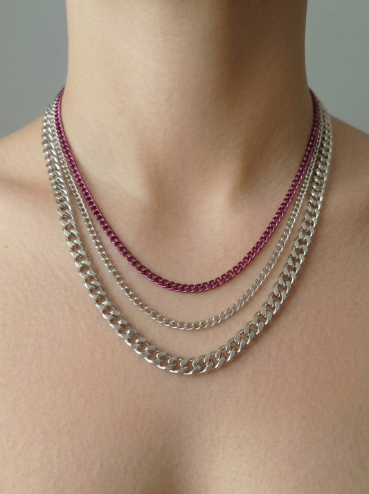 Collana lunga. 3 fili.